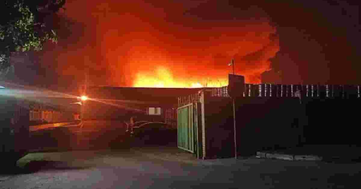 Пожар на заводе в Донецкой области